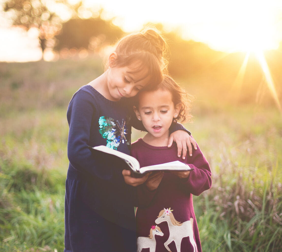 Children memorizing bible verses - heart and doorframe
